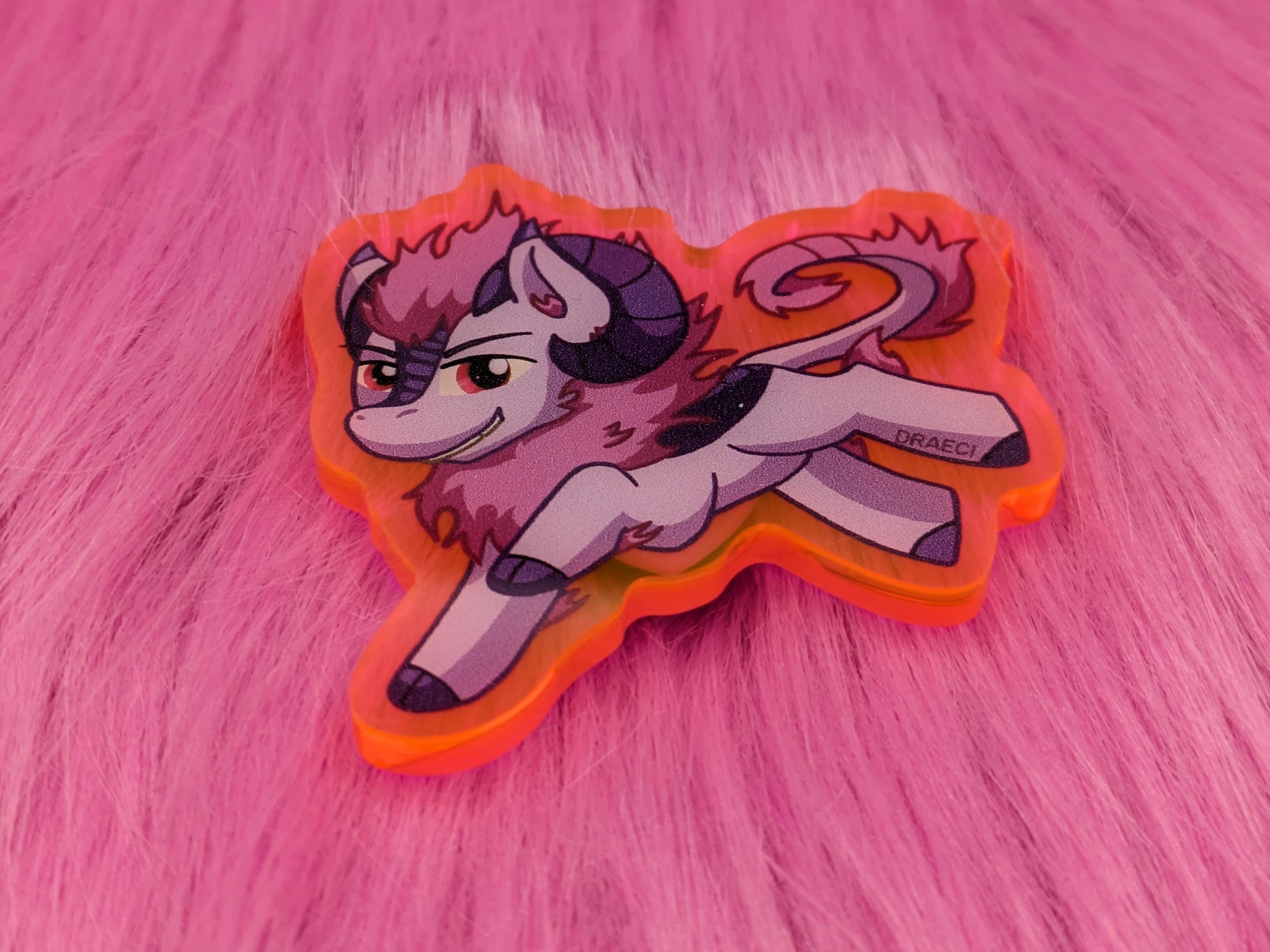 Perron / Draeci Kirin - Acrylic Pin