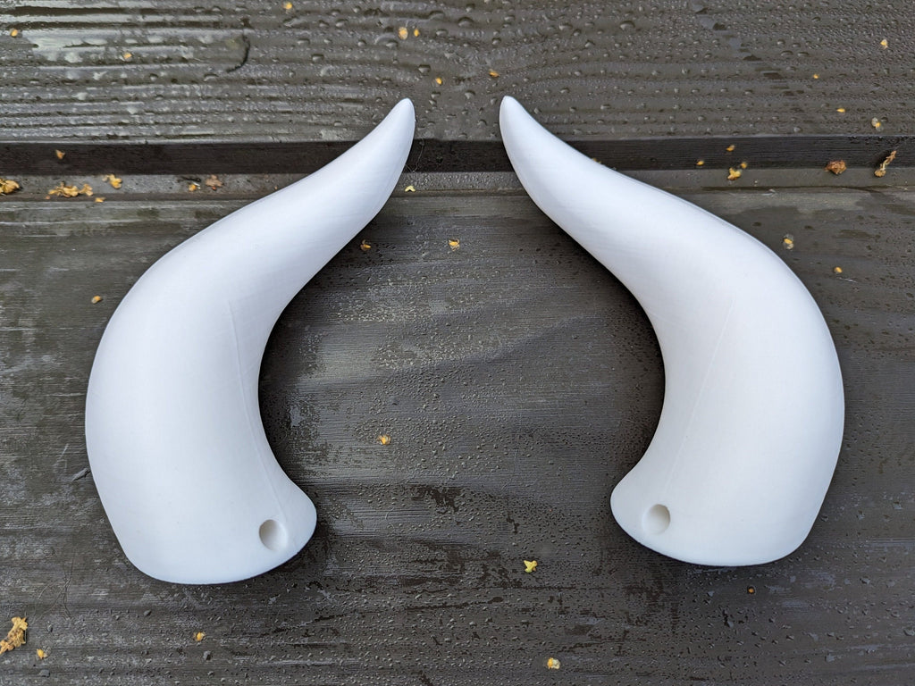 Curved Pair of Demon Bull Style Horns - 5 inch
